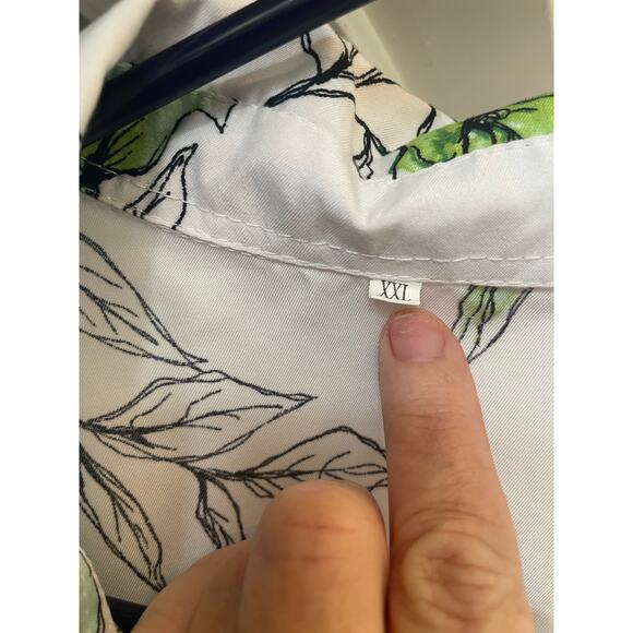 Men’s Floral Button-Up Shirt XXL White Green  Flowers Casual Lightweight Summer - Picture 6 of 6